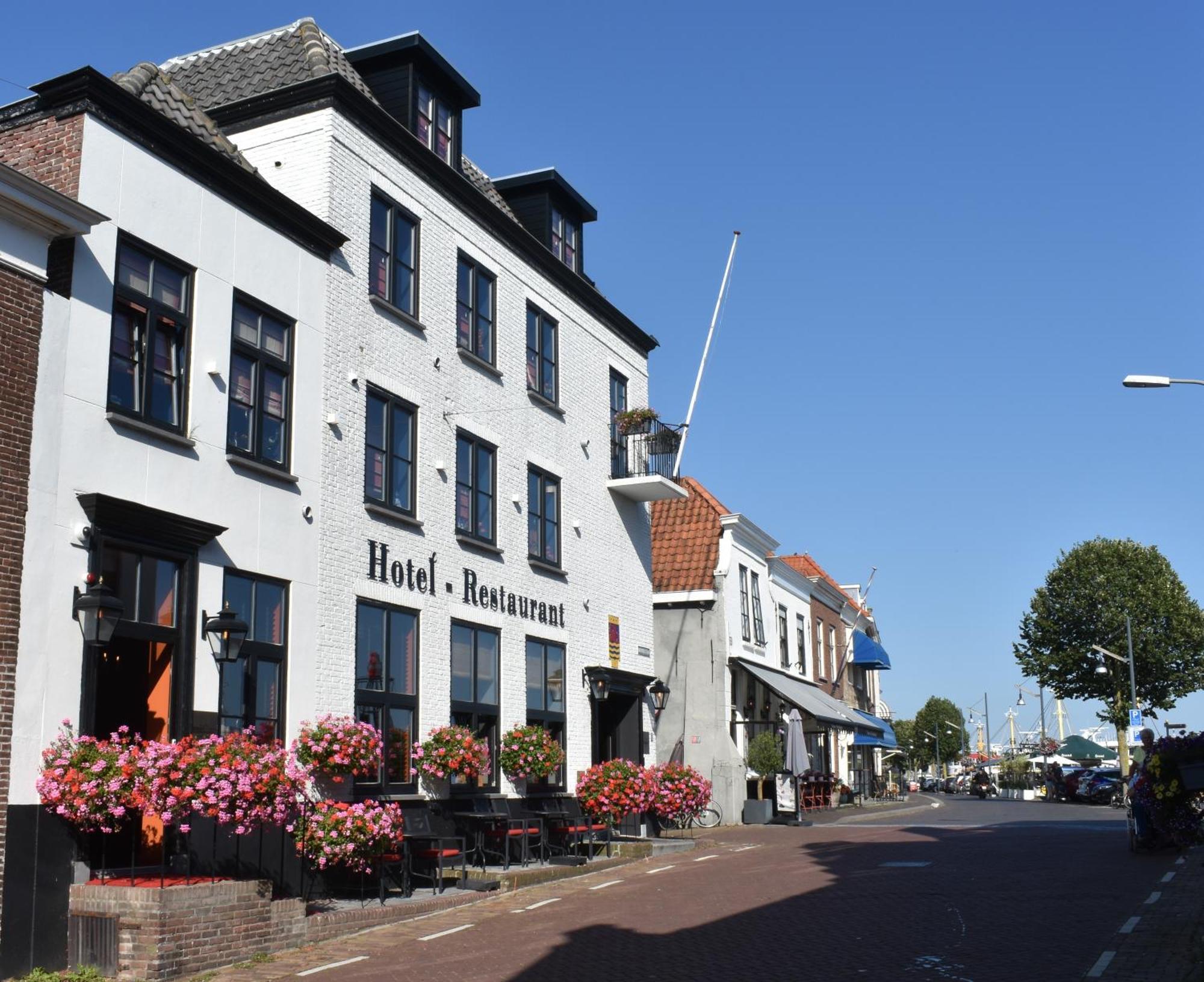 Boutique Hotel Zeeuws-Meisje Зиерикзее Екстериор снимка