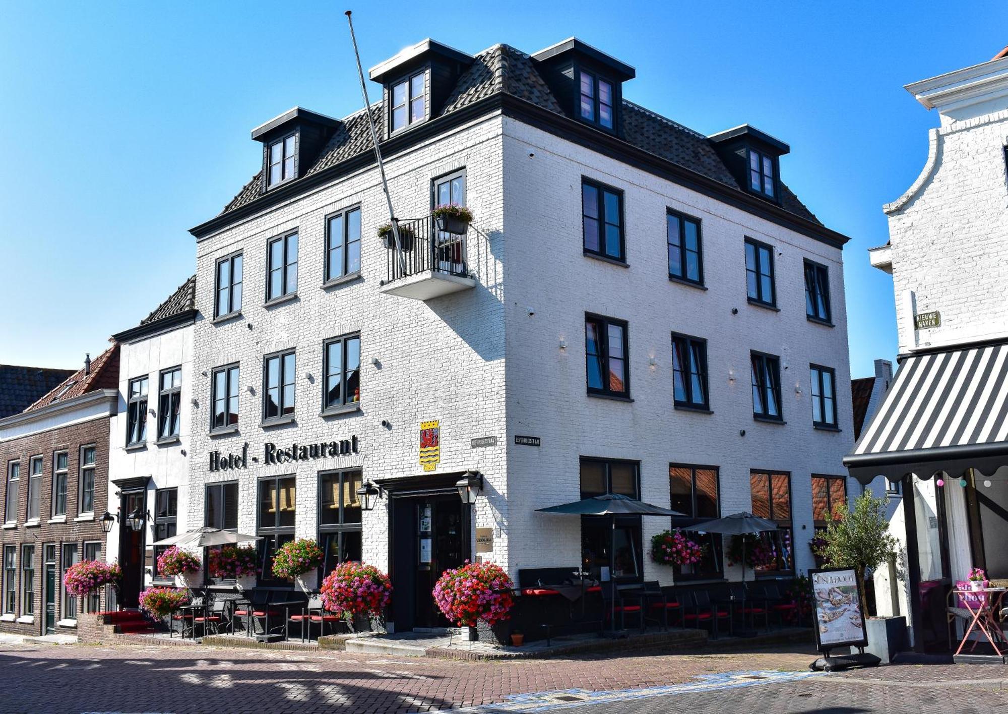Boutique Hotel Zeeuws-Meisje Зиерикзее Екстериор снимка